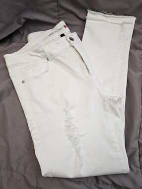 9 Planet White Distressed Straight-Leg Pants